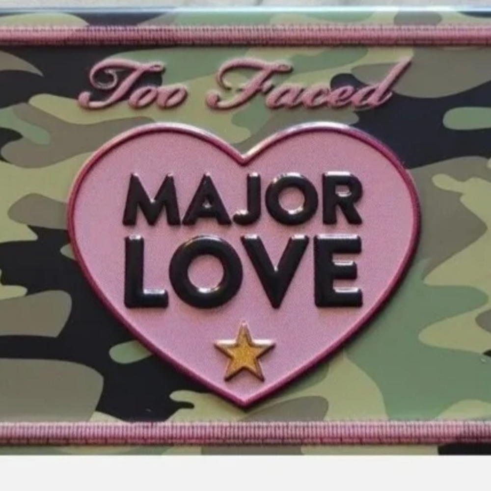 TOO FACED MAJOR LOVE MINI EYESHADOW PALETTE 8 GORGEOUS SHADES NEW